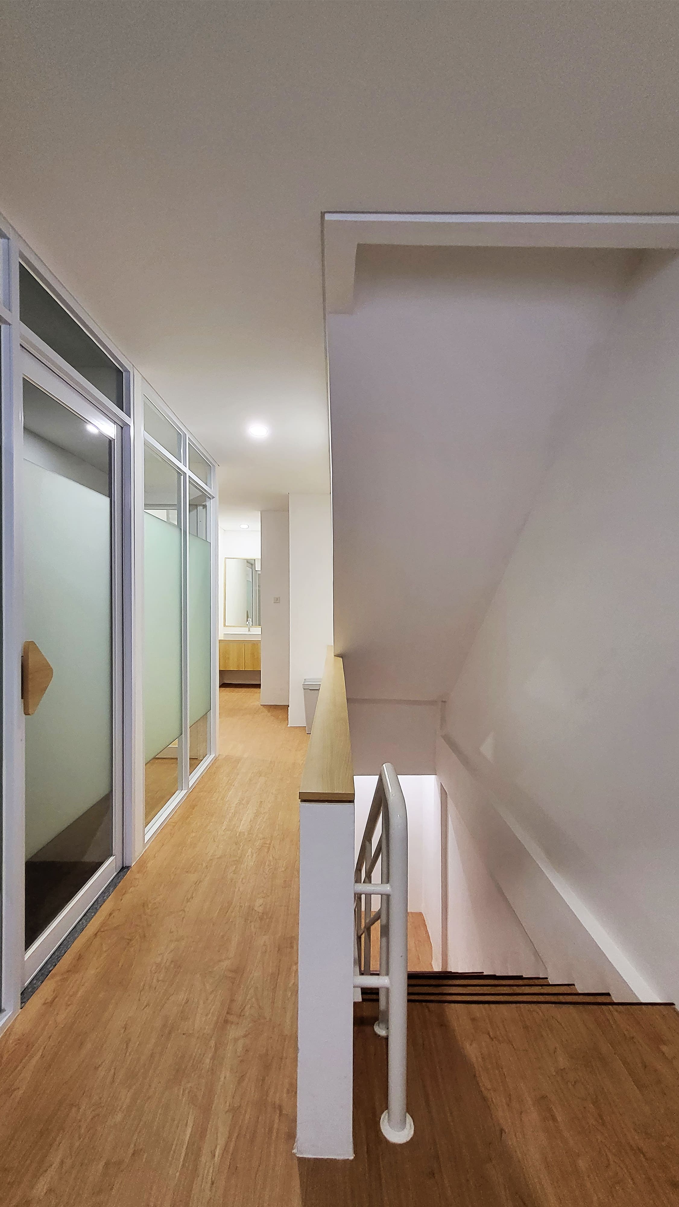 Reconstra HQ — visual 20 of 48
