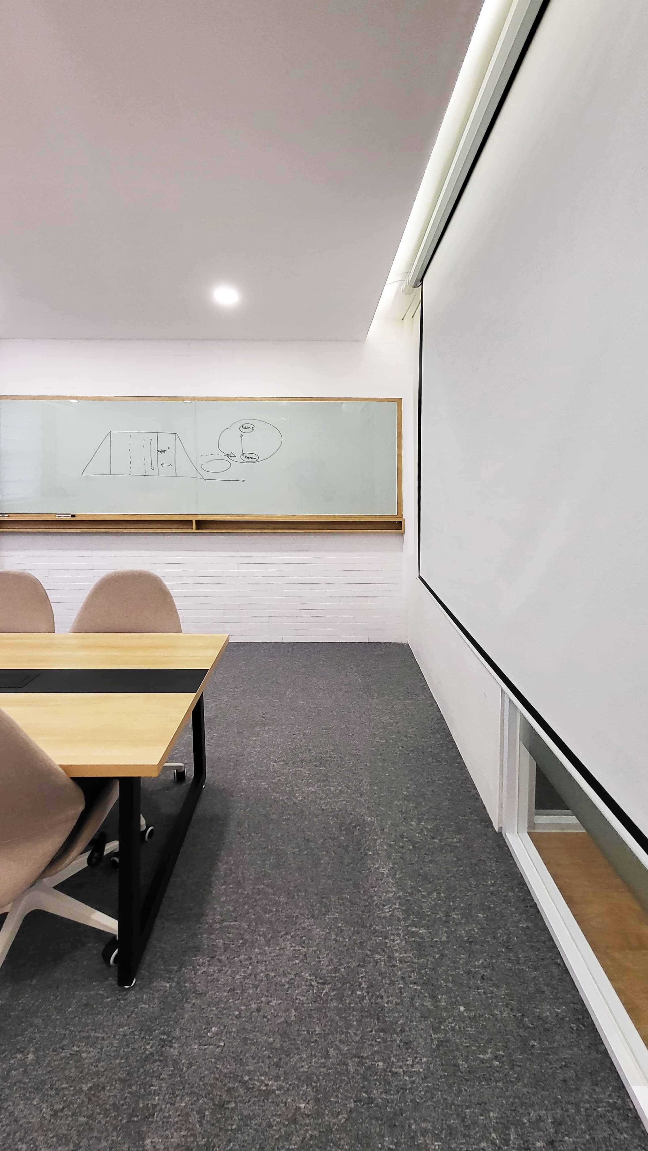 Reconstra HQ — visual 33 of 48