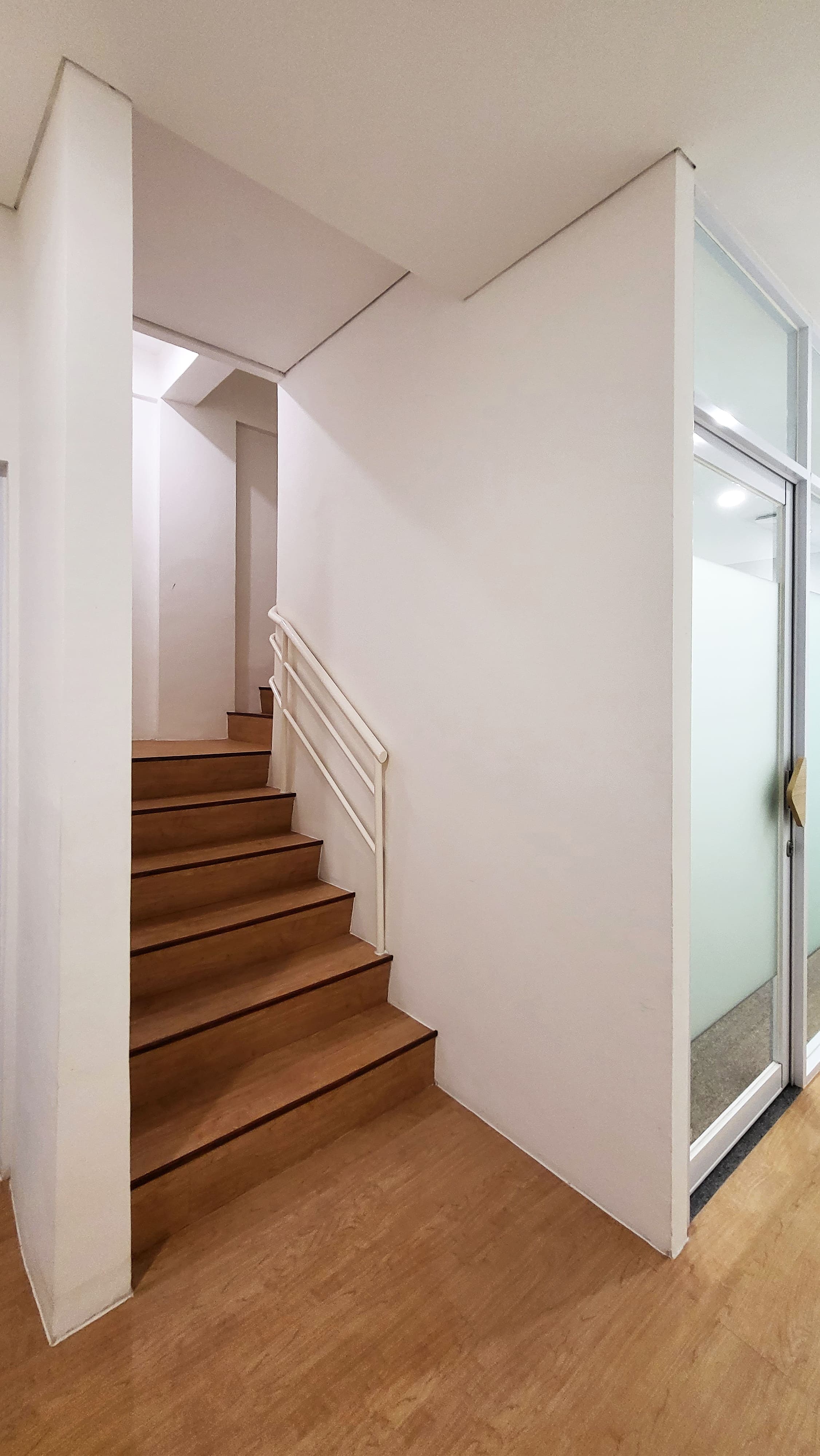 Reconstra HQ — visual 36 of 48