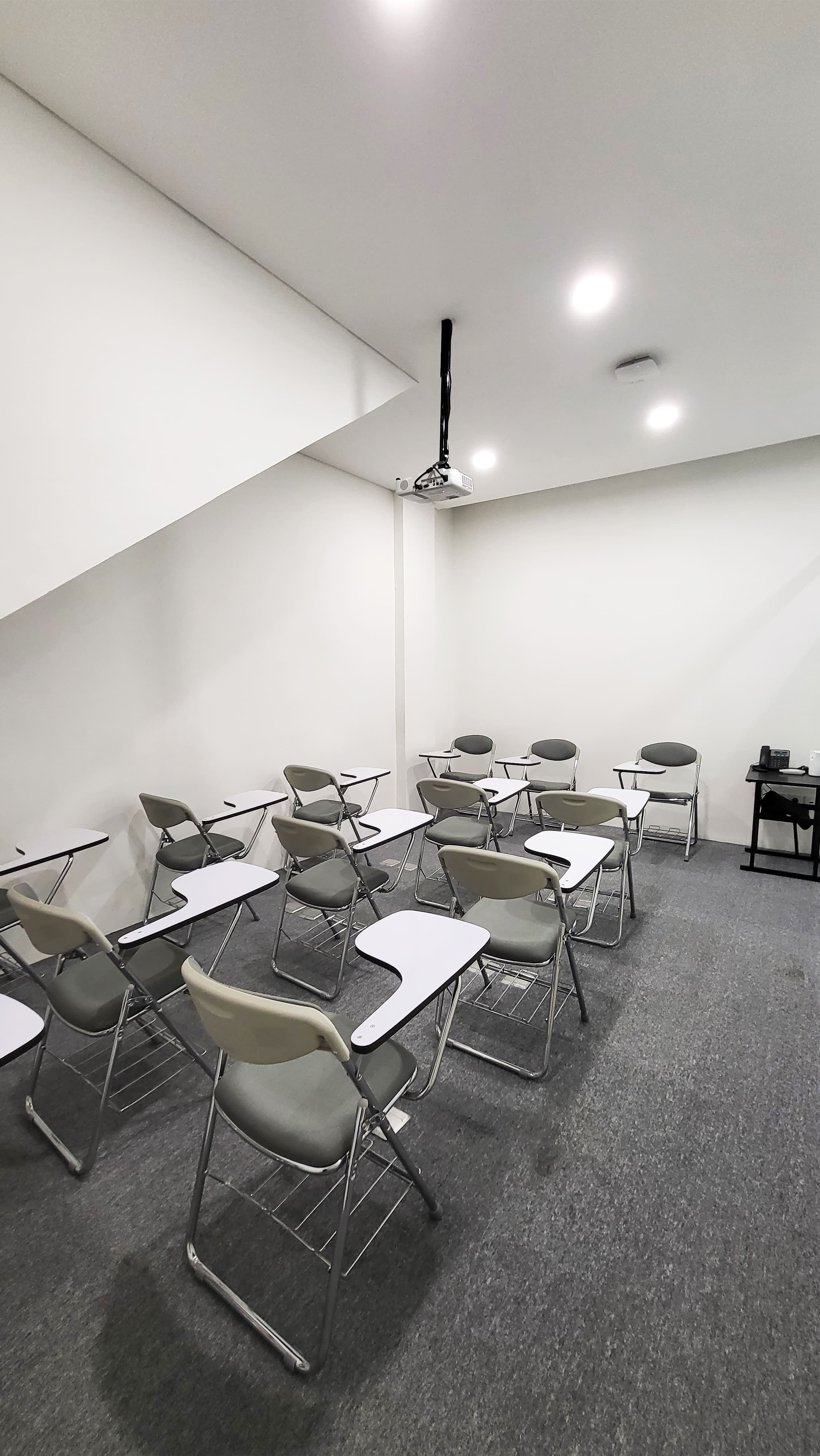 Reconstra HQ — visual 39 of 48