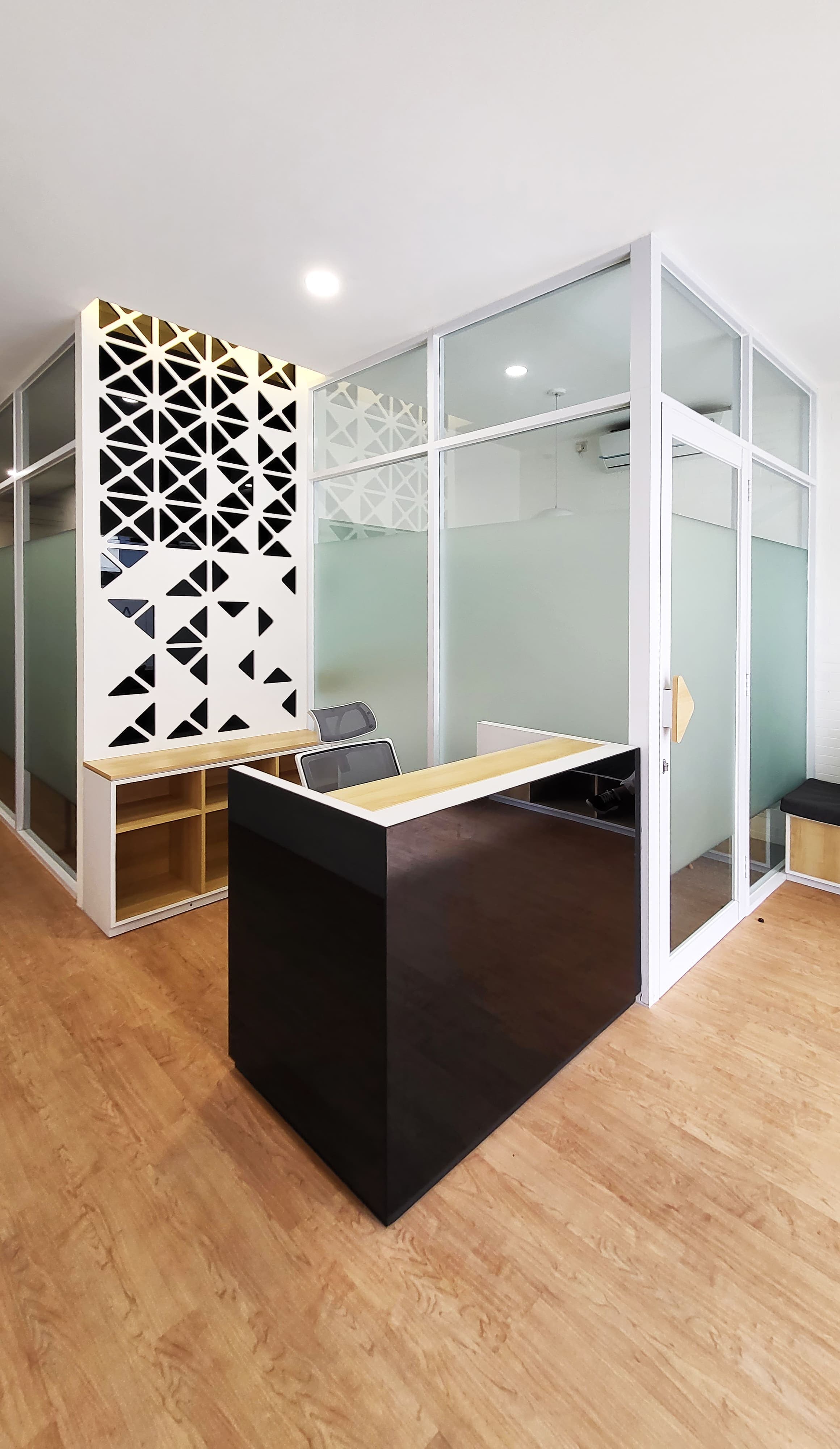 Reconstra HQ — visual 41 of 48